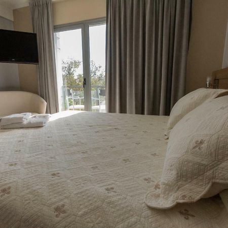 Apart Hotel Rivadavia 815 Neuquén Kültér fotó